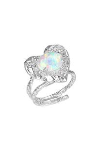 Magical heart ring